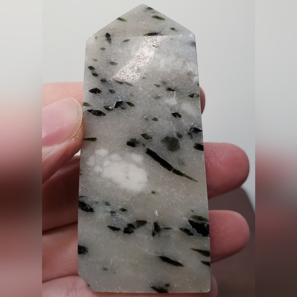 Green Tourmaline Crystal Tower in Quartz Matrix - Picture 7 of 11